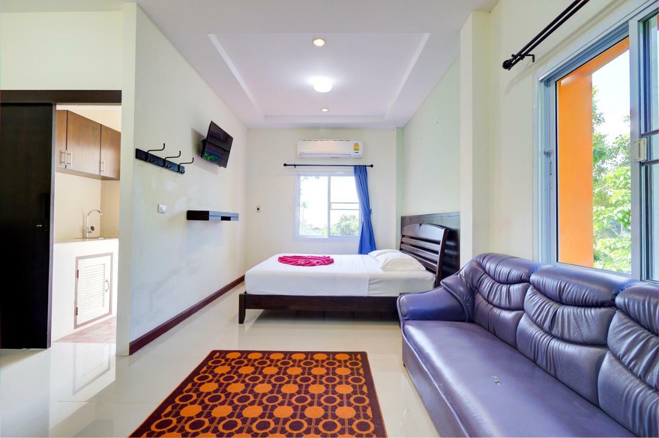 Chom Samui Place